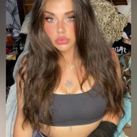 Ladymama’s going live🖤 Gang Gang🫶🏻 - Picture 4 of 14